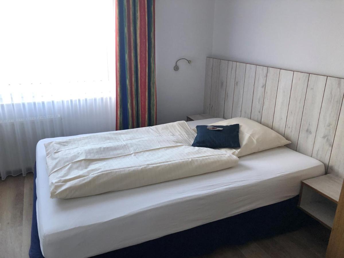 Marc5 Hotel Cadenberge Exteriör bild