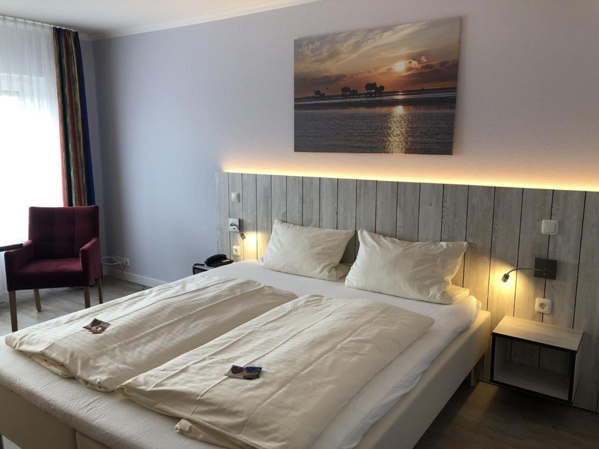 Marc5 Hotel Cadenberge Exteriör bild